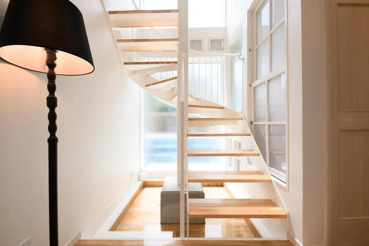 和光荘 Harmonious Light South Villa Hakone 0*,